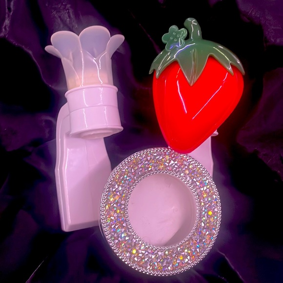 Bath & Body Works Other - Wallflowers by B&BW air freshener bundle